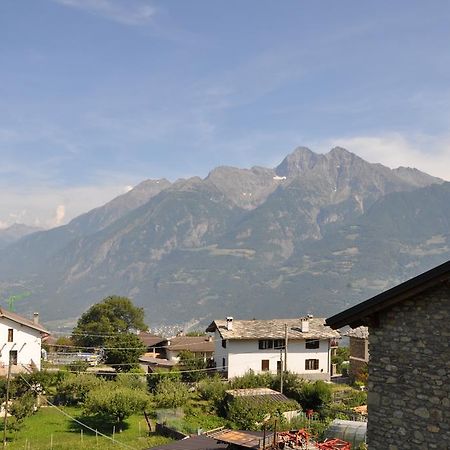 Le Foyer De La Ferme Aosta Exterior foto
