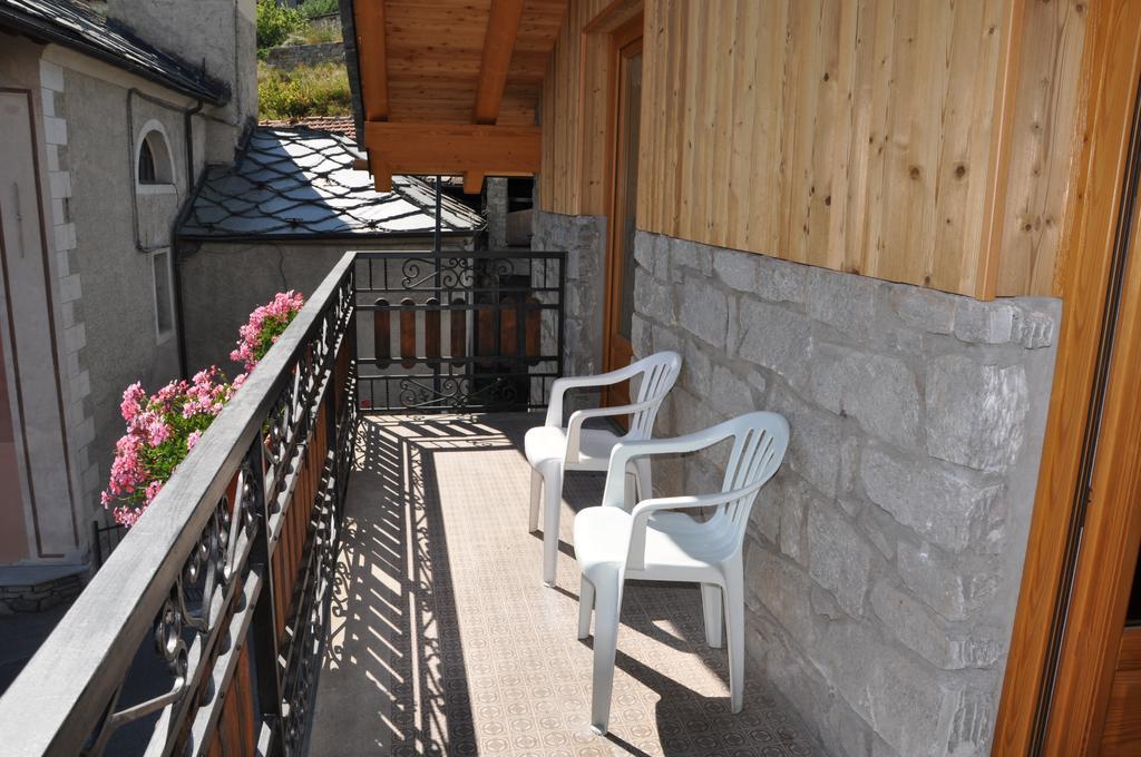 Le Foyer De La Ferme Aosta Quarto foto
