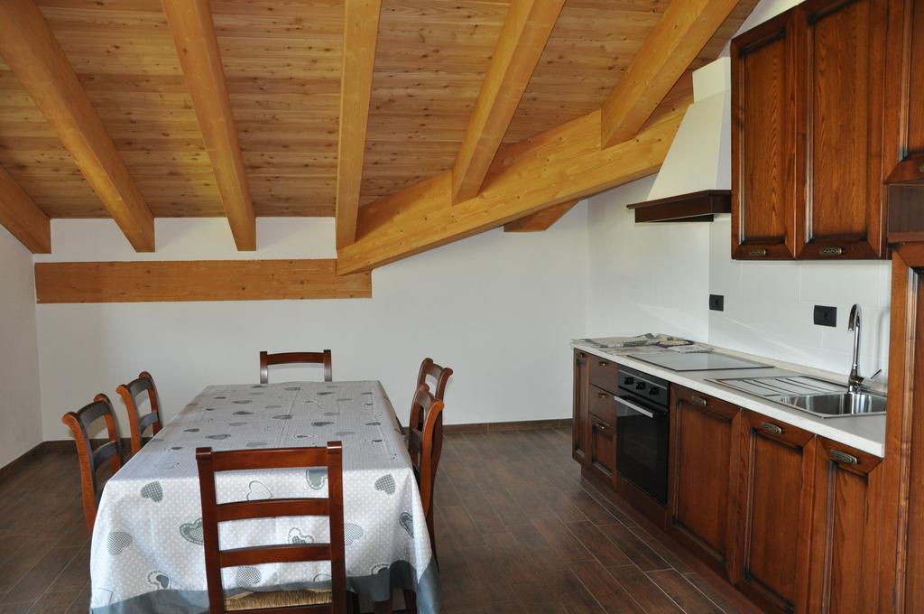 Le Foyer De La Ferme Aosta Quarto foto